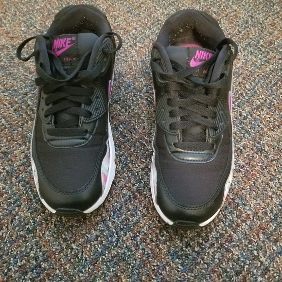 Nike Other - Nike Air Max 90 Girls Shoes Youth Size 6.5